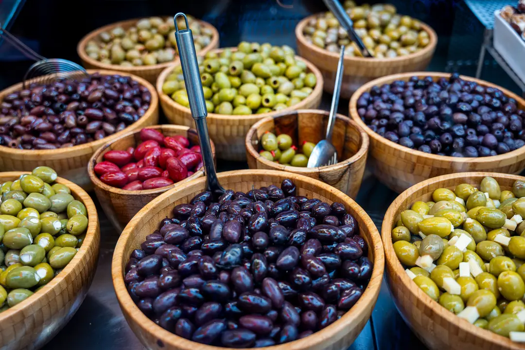 Zeytin ve Zeytinyağı reyonu